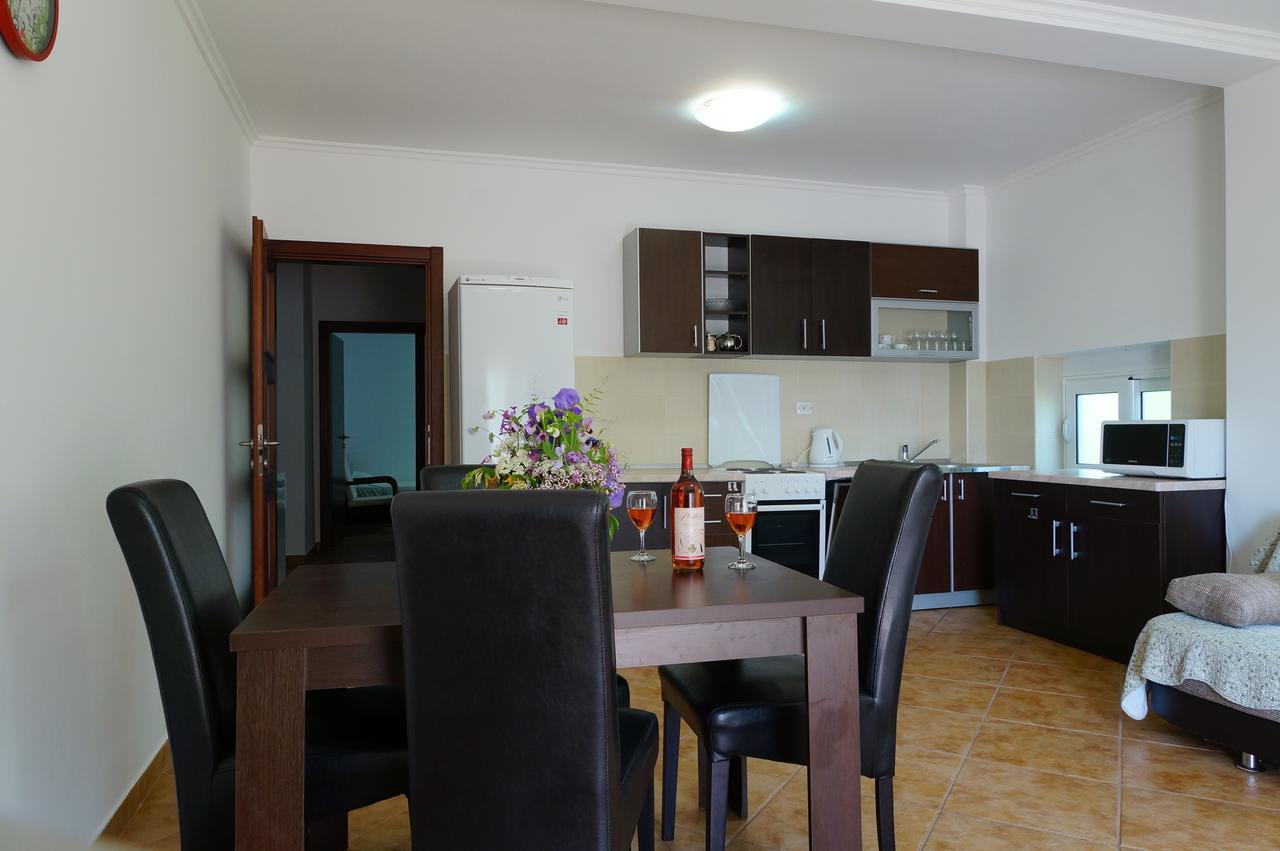 Apart Hotel Forte Roses Montenegro Ko Buljarica Petrovac Exterior foto