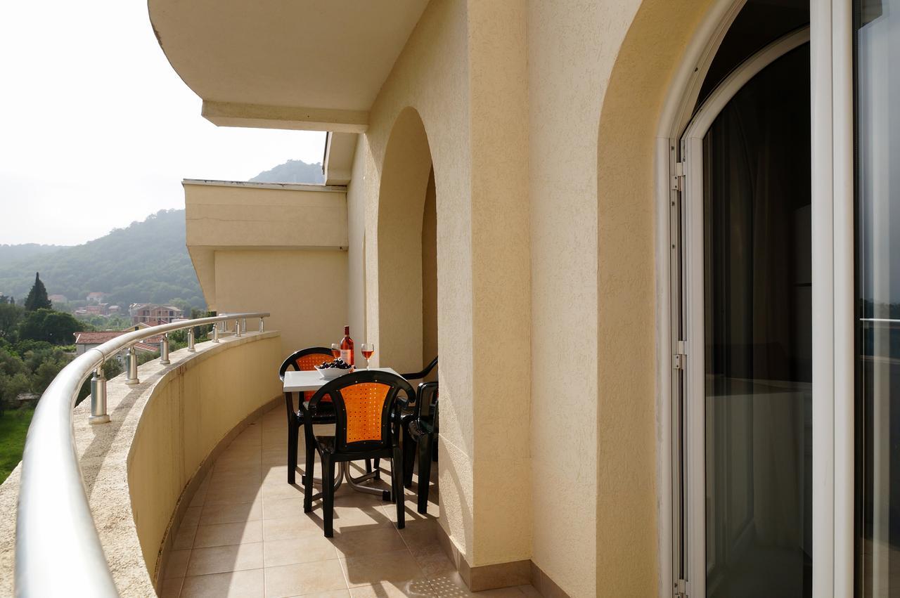 Apart Hotel Forte Roses Montenegro Ko Buljarica Petrovac Exterior foto